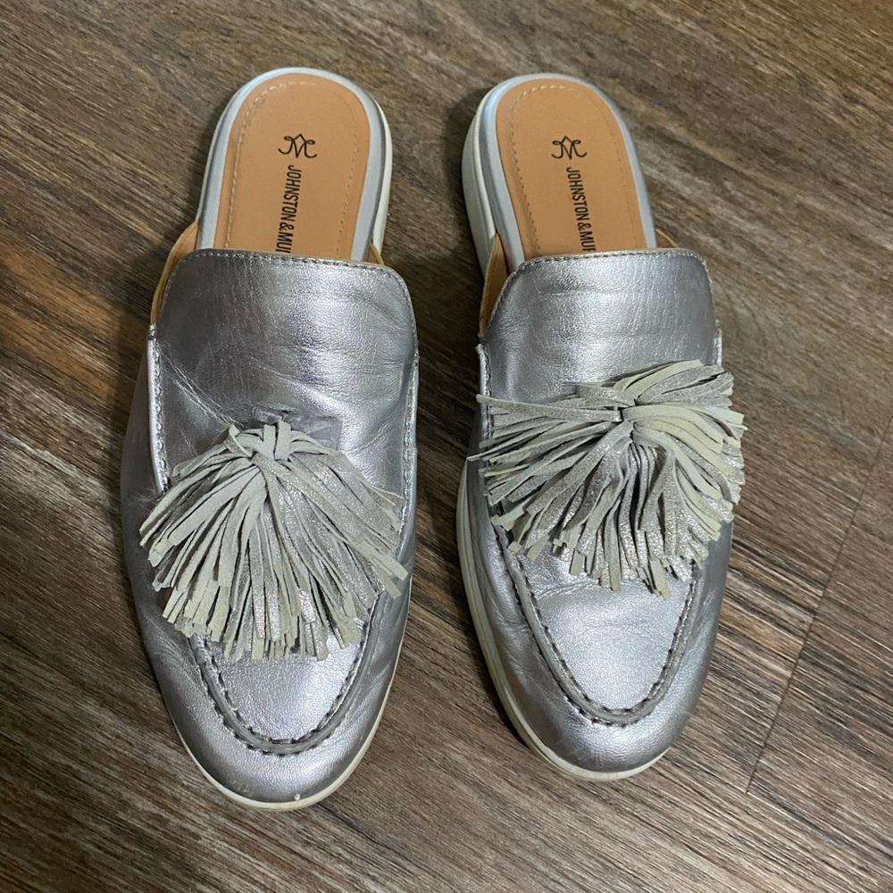 Johnson & Murphy Darlene Fringed Mule